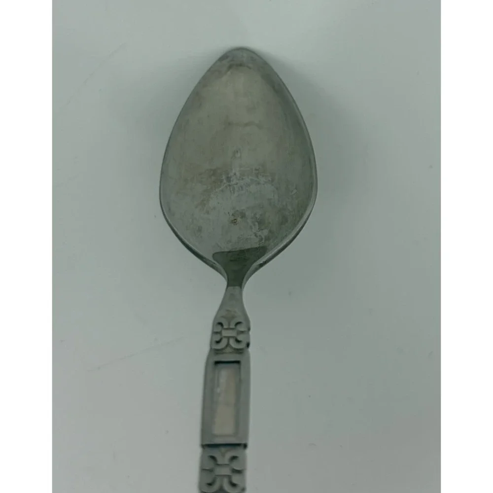 Oneida Community Madrid No Black Stainless Teaspoons Set of 8 Vintage 6 1/8